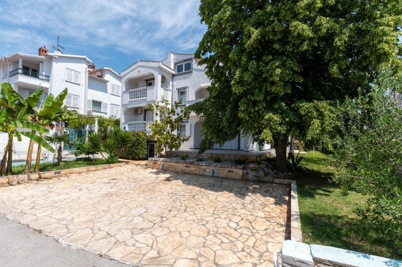 Villa Lucija 普耶斯察纳乌瓦拉 外观 照片