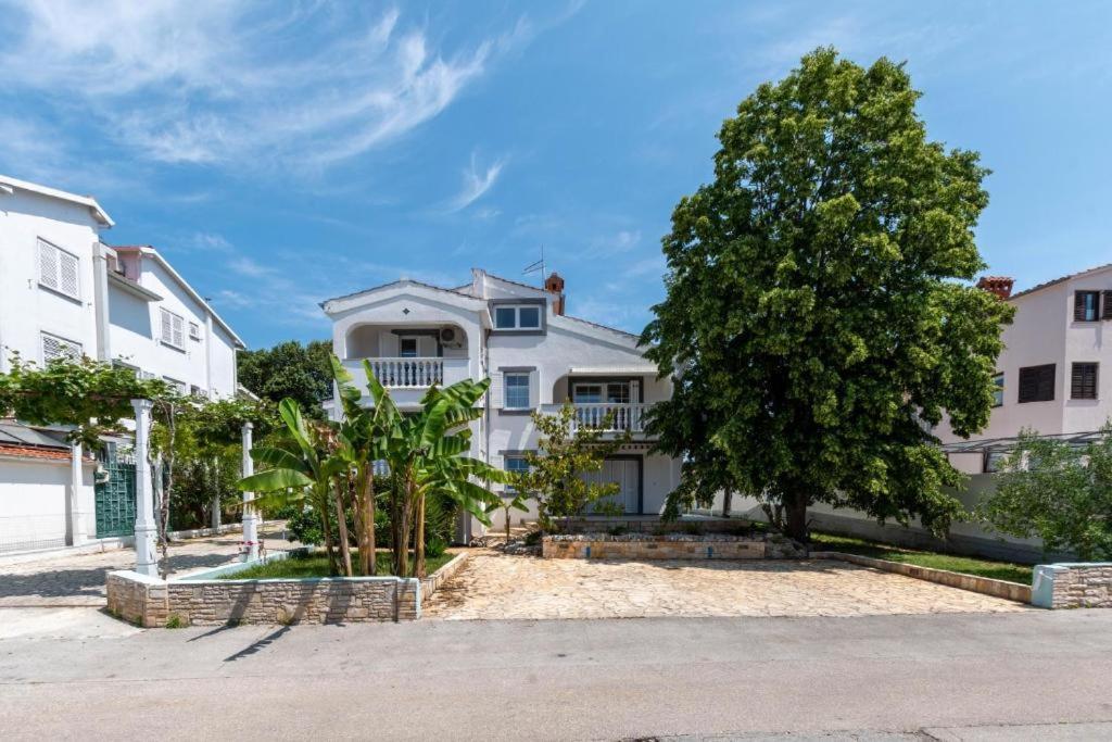 Villa Lucija 普耶斯察纳乌瓦拉 外观 照片